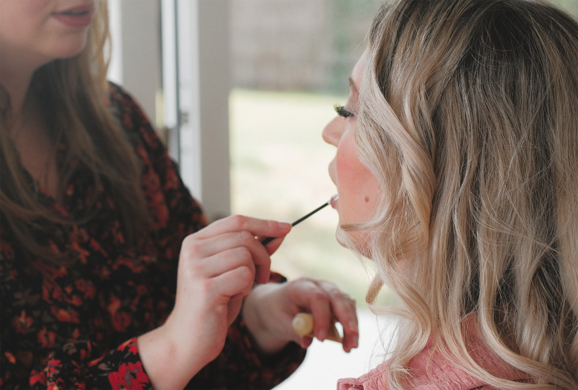 ¿Cuándo deberías hacer tu prueba de maquillaje para bodas? Laura Atlani, maquilladora de bodas y moda en Sevilla